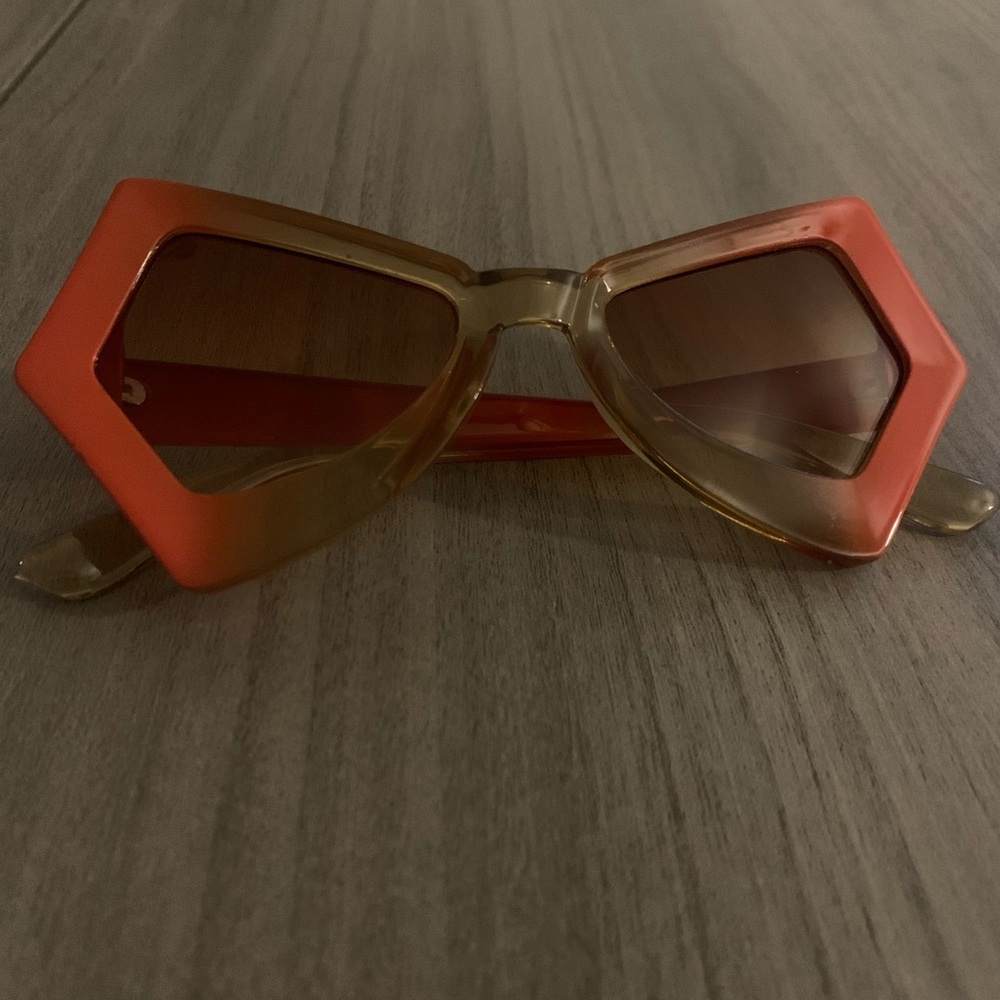Stylish Geometric Sunglasses - Orange and Brown